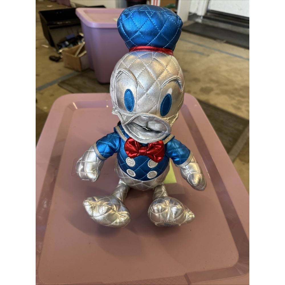 Disney Donald‎ Duck Metallic Plush Silver 85th Anniversary Edition Collectible